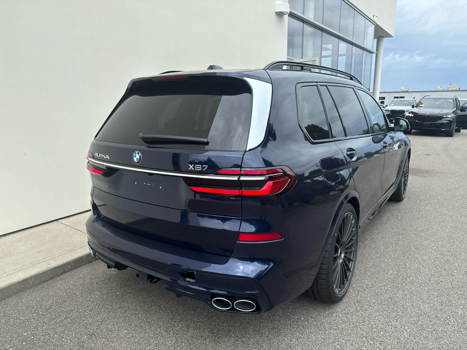 2026 BMW X7 ALPINA XB7 - Photo 13