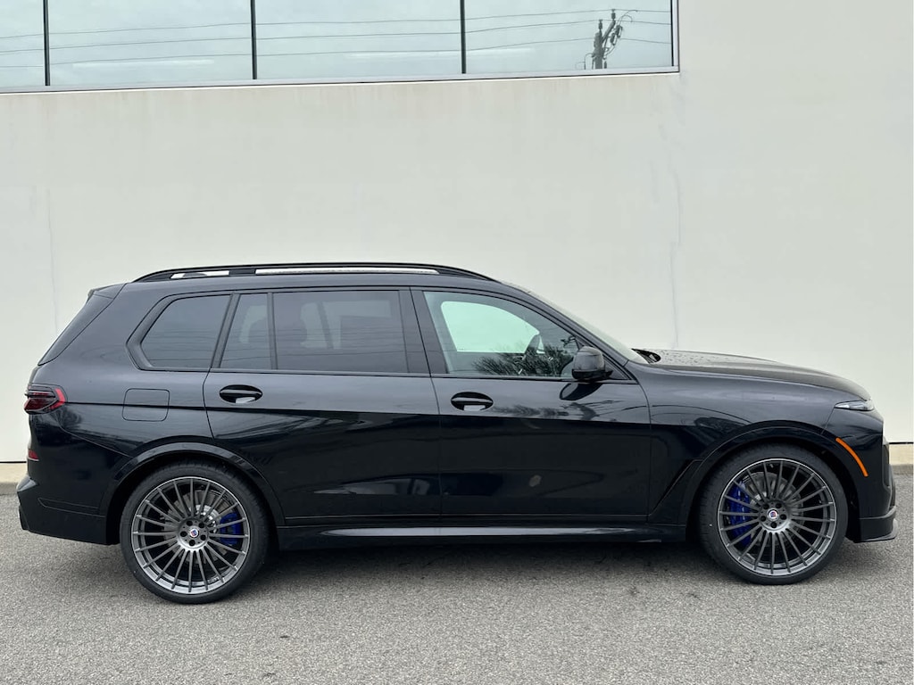 New 2026 BMW Alpina XB7 SUV