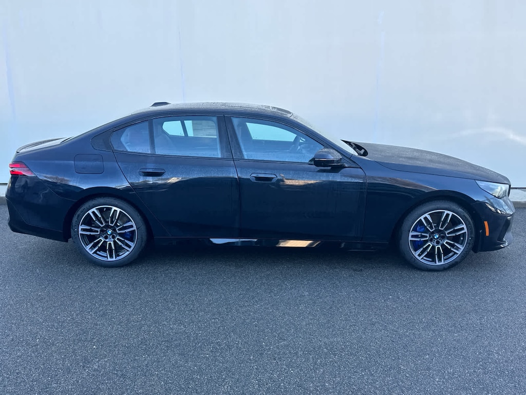 New 2026 BMW 5 Series xDrive Sedan