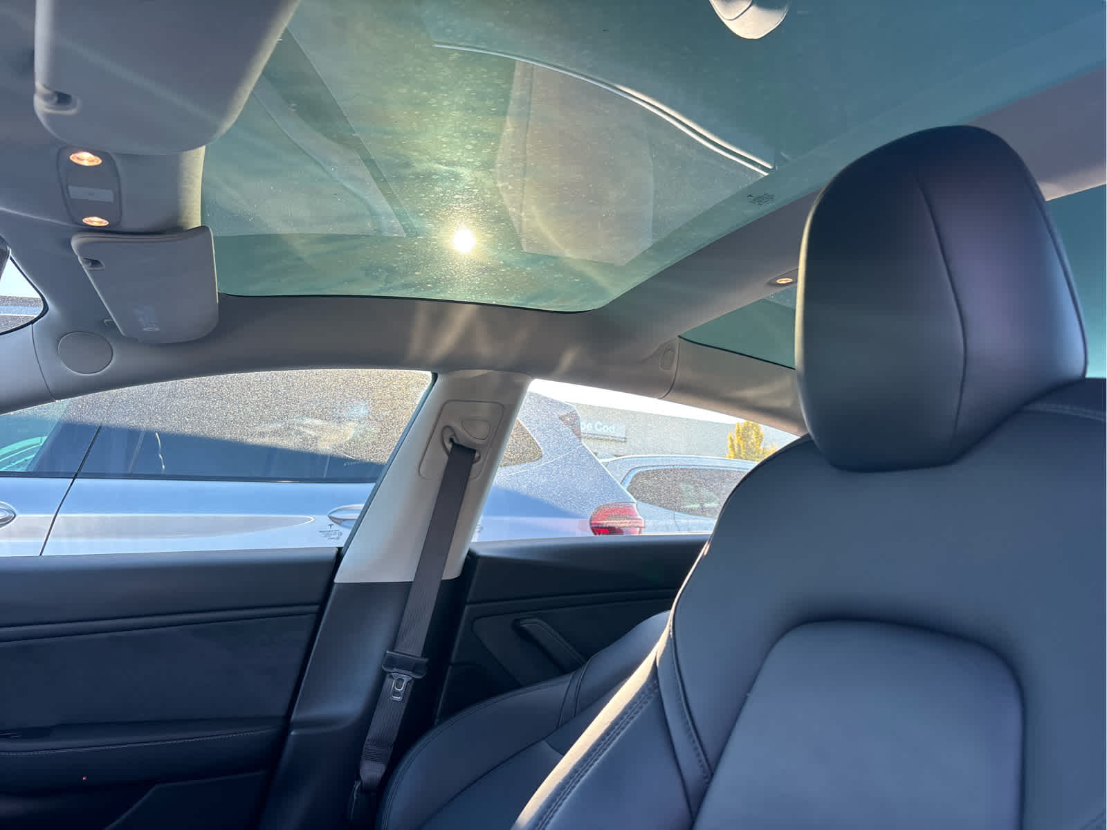 2018 Tesla Model 3 Long Range photo 4