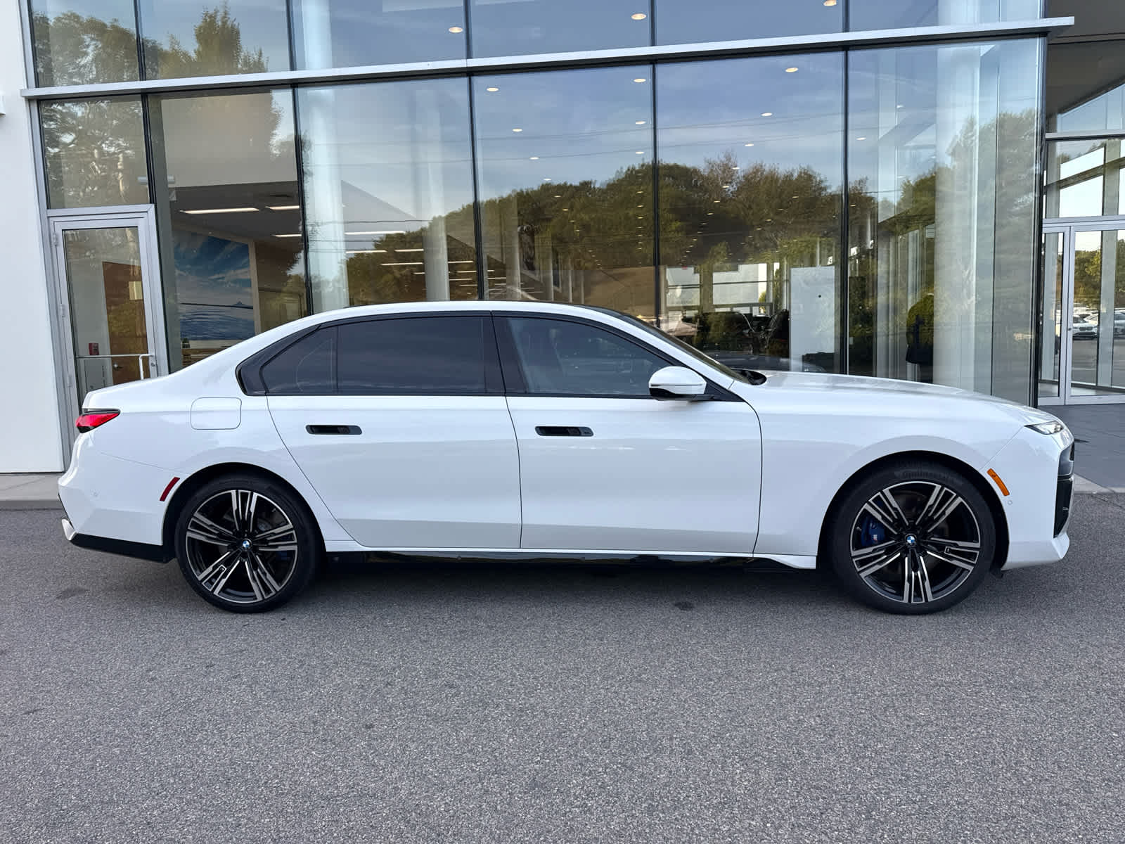 2023 Bmw 760i xDrive photo 3