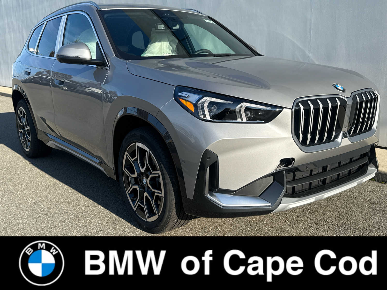 2026 BMW X1 28i's photo