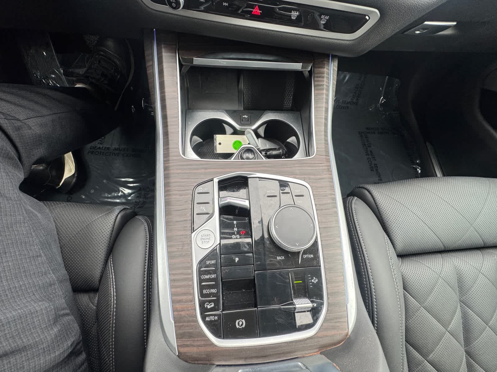 2026 BMW X7 40i - Photo 24