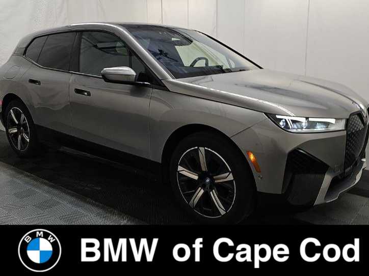 2024 BMW iX xDrive50's photo