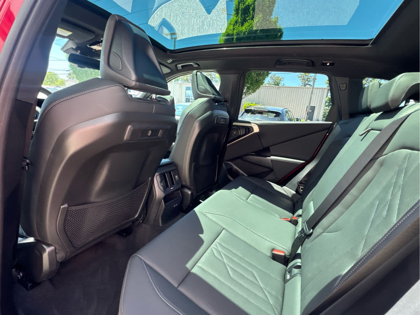 2025 BMW X3 30 - Photo 16