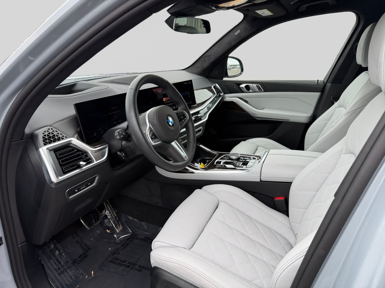 2026 BMW X7 40i - Photo 10