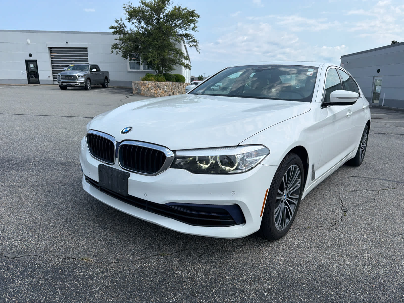 2020 BMW 5 Series 540i - Photo 22