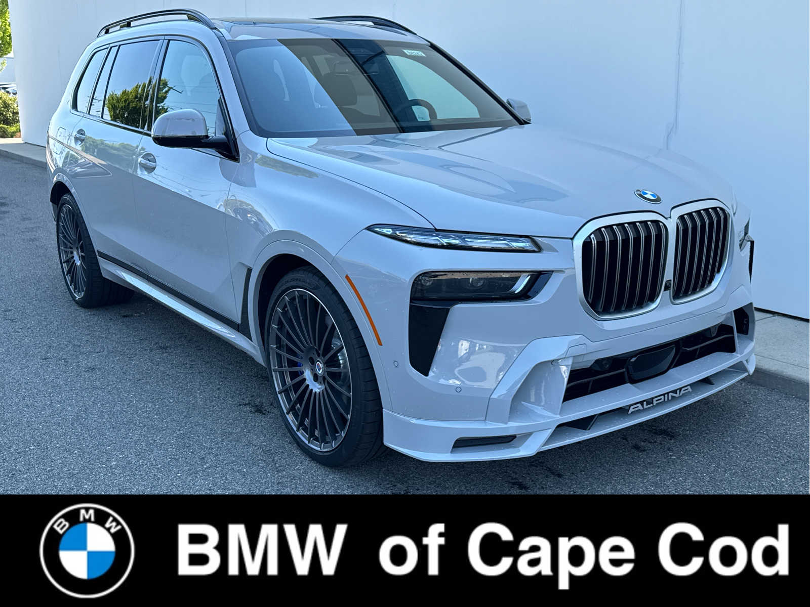 2026 BMW X7 ALPINA XB7's photo