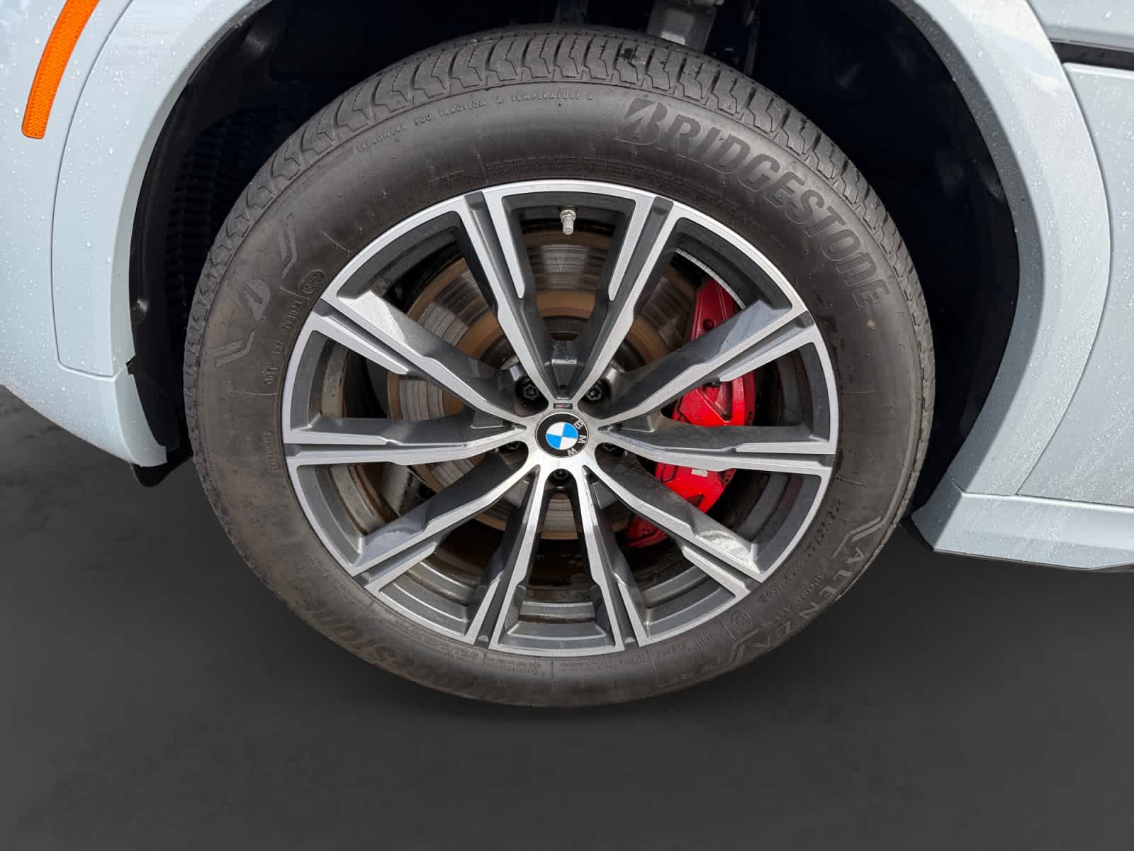2026 BMW X6 M60i - Photo 9