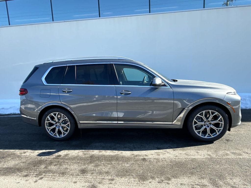 New 2026 BMW X7 xDrive40i SUV