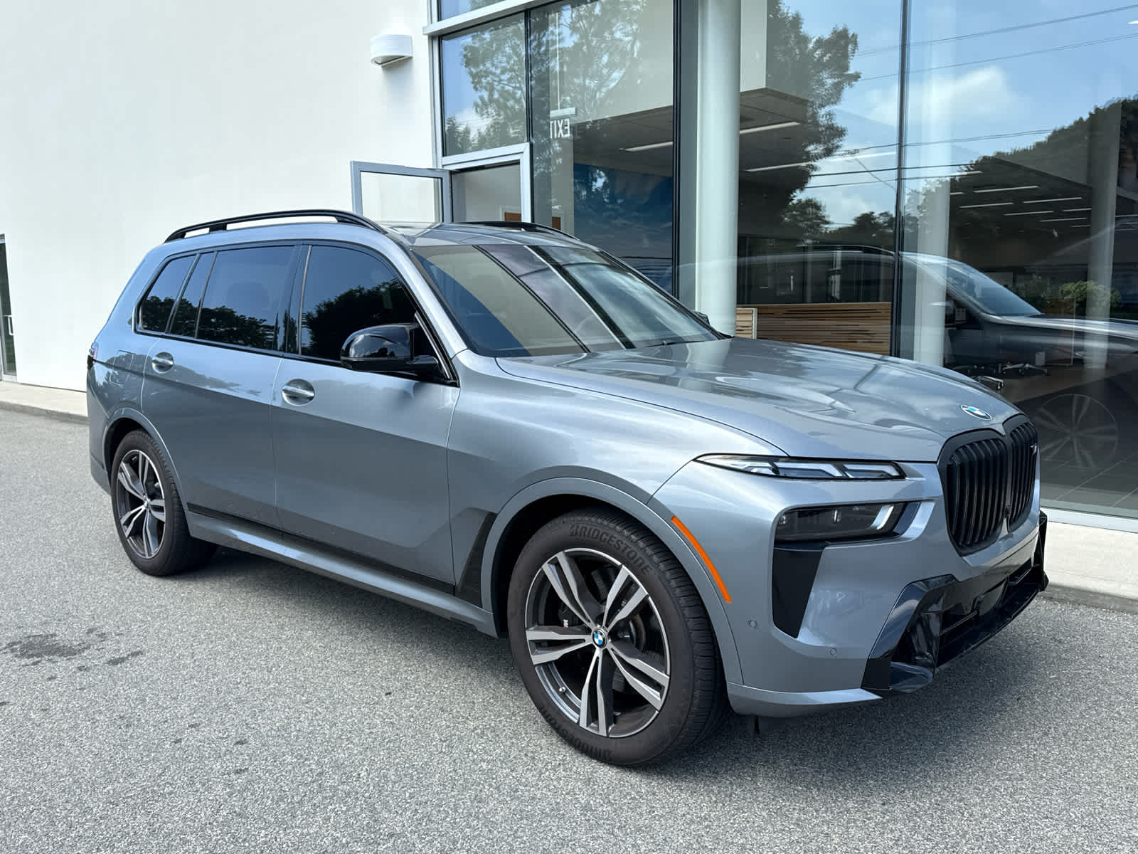 2024 Bmw X7 M60i photo 2