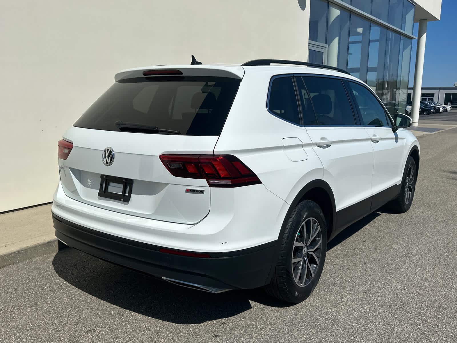 2019 Volkswagen Tiguan SE photo 4