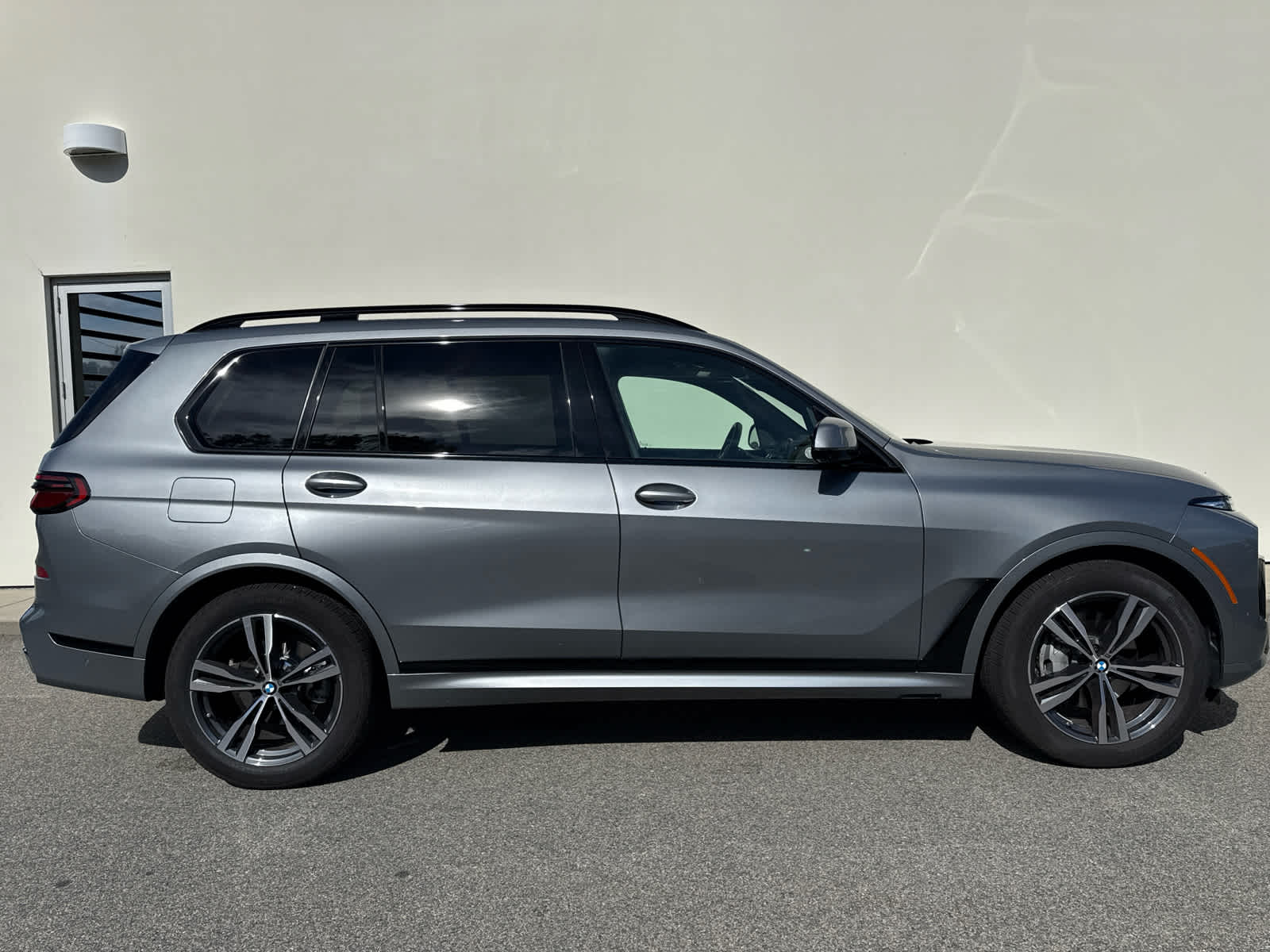 2025 Bmw X7 xDrive40i photo 3