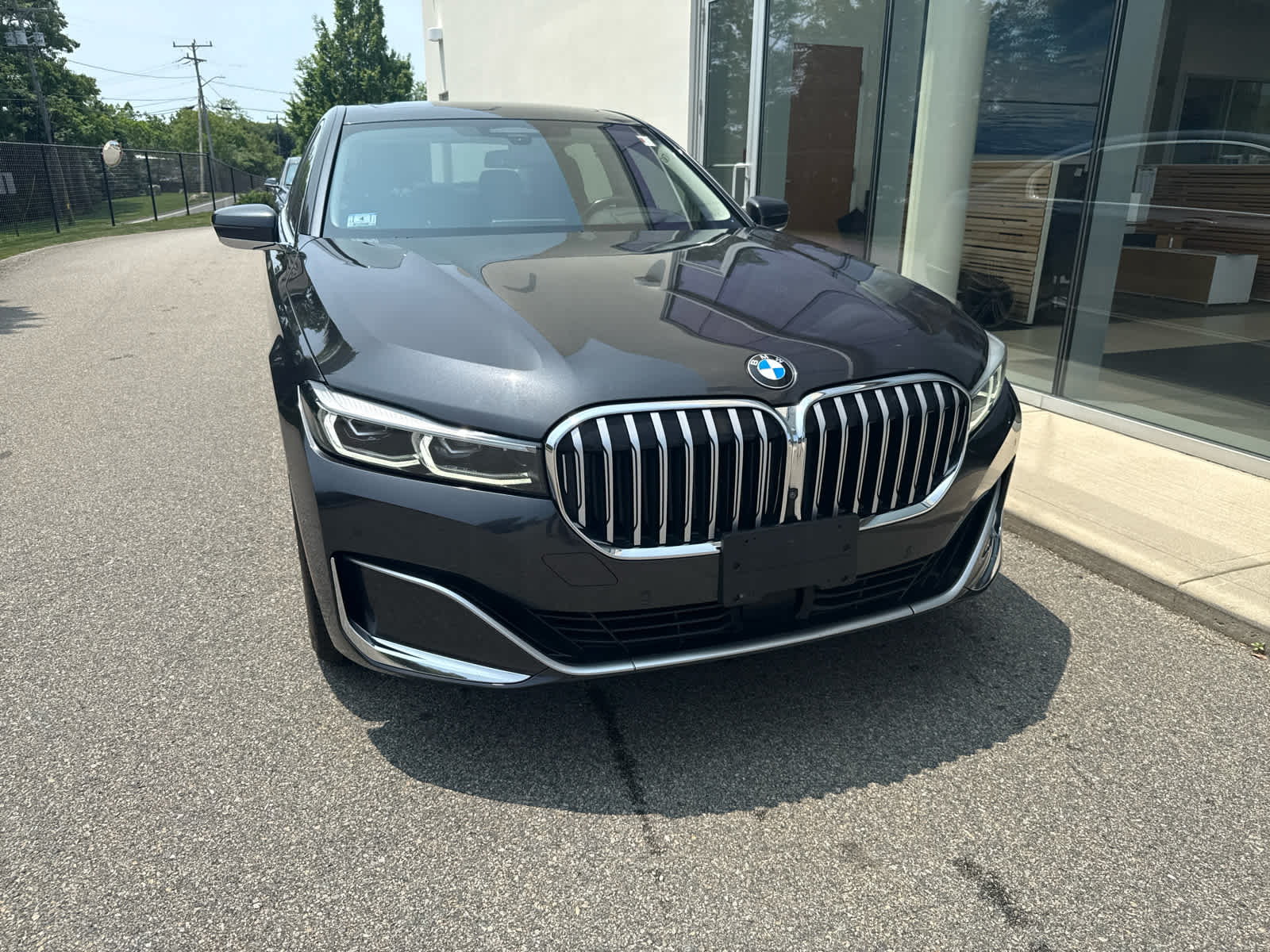 2021 Bmw 750i xDrive Sedan photo 4