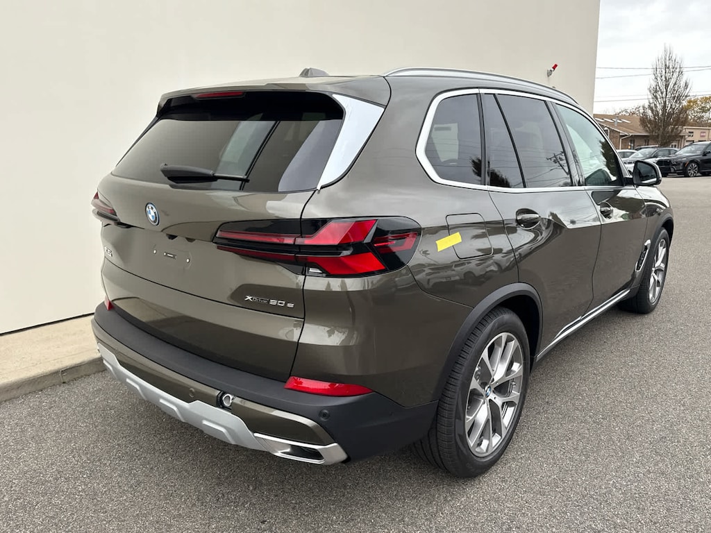 New 2026 BMW X5 xDrive50e SUV