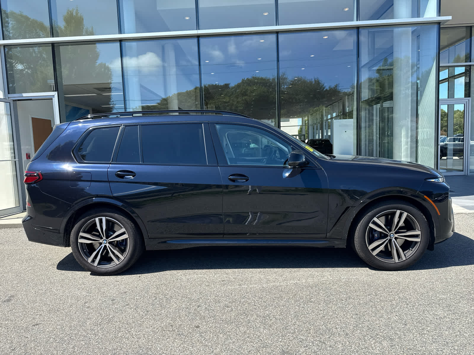 2024 Bmw X7 M60i photo 3