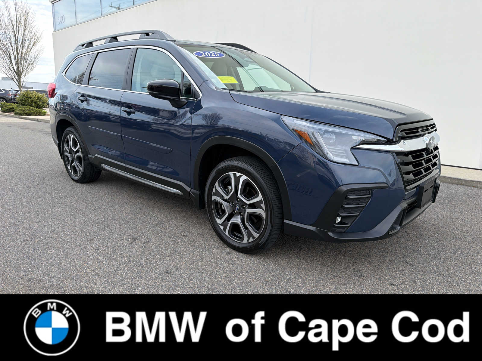 2025 Subaru Ascent Limited 7 Passenger's photo