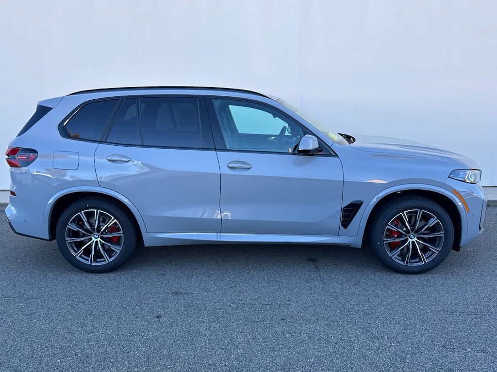New 2026 BMW X5 xDrive40i SUV