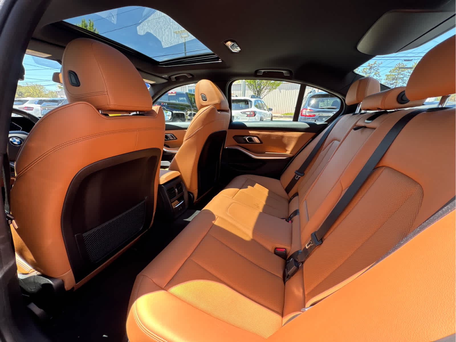 2023 BMW 3 Series 330i - Photo 16