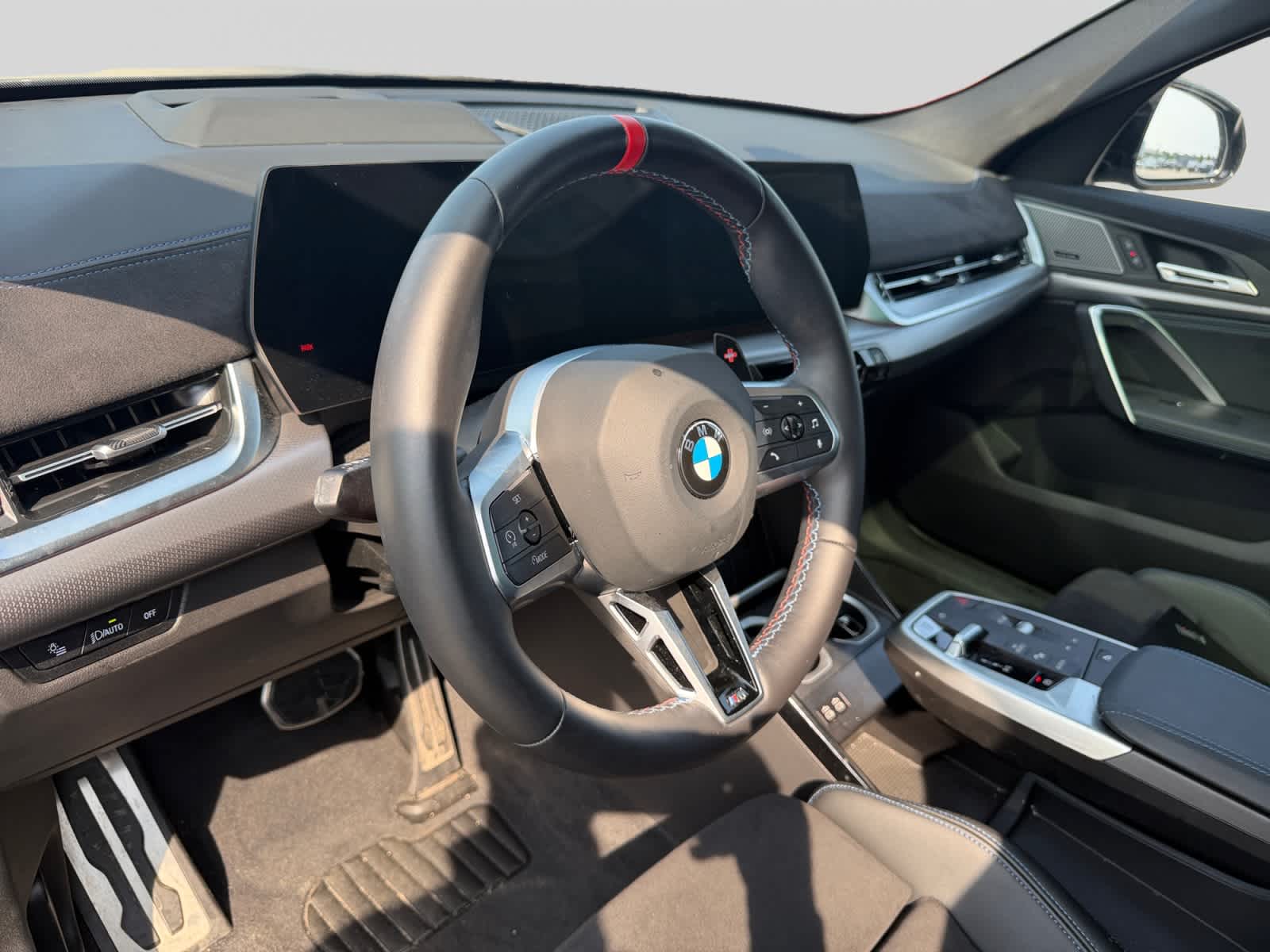 2026 BMW X2 35i - Photo 11