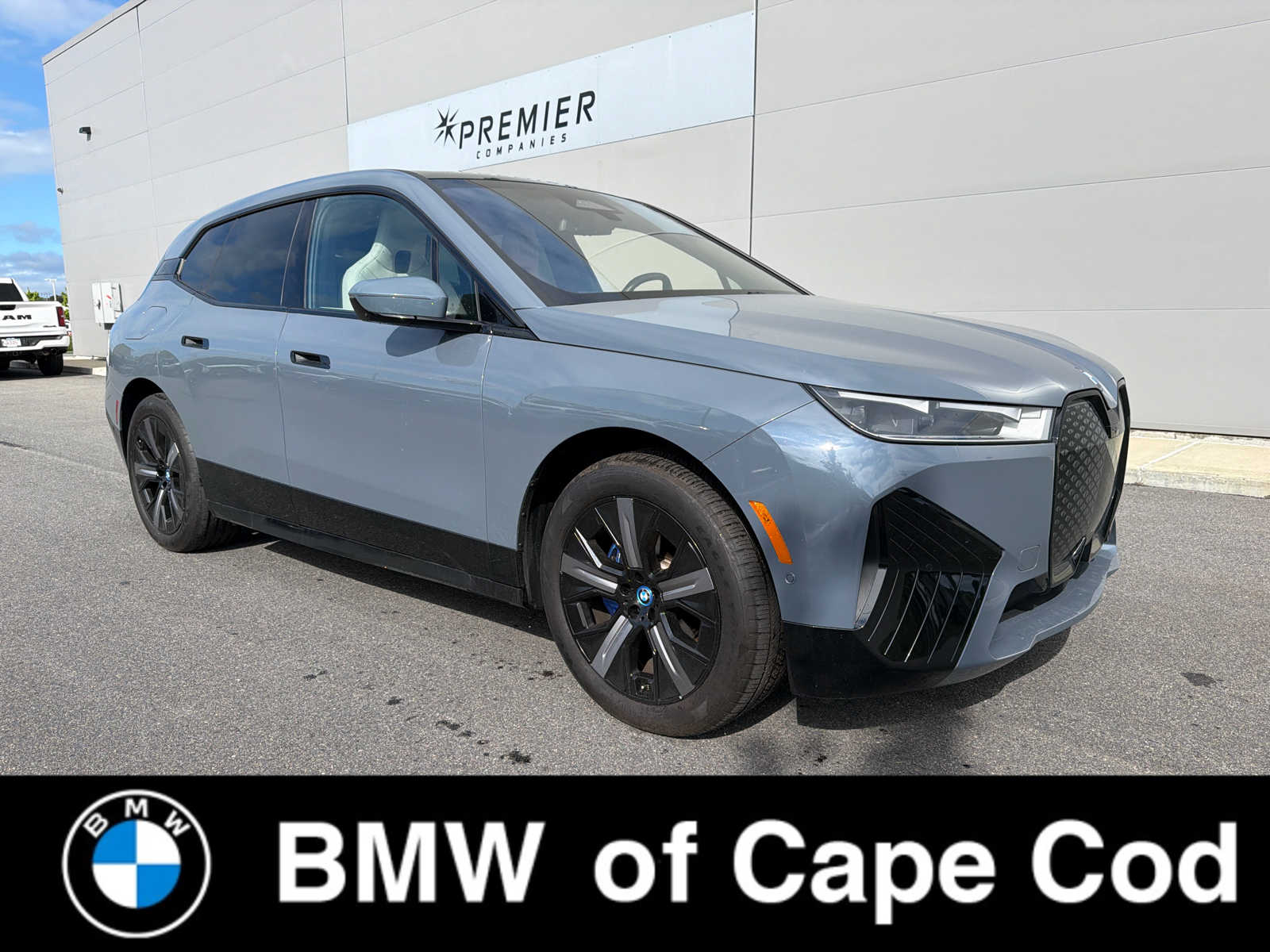 2024 BMW iX SUV 