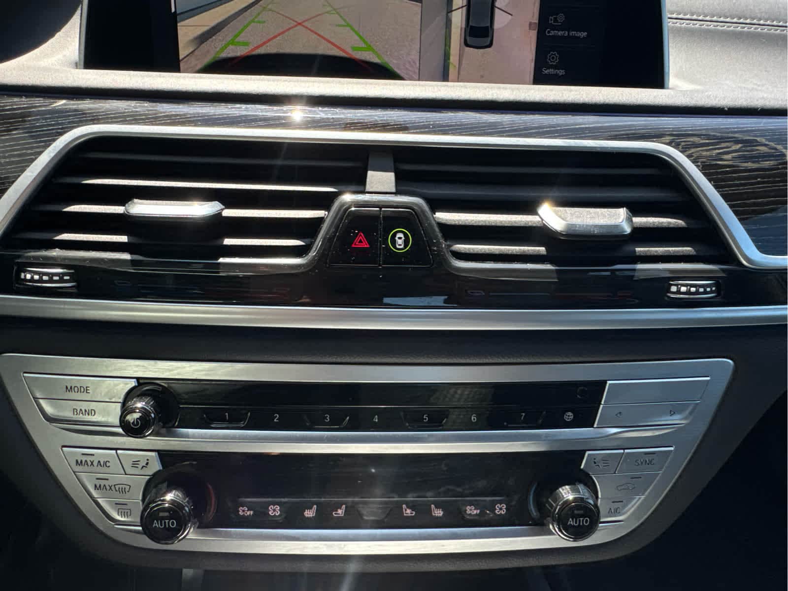 2022 BMW 7 Series 750i - Photo 24