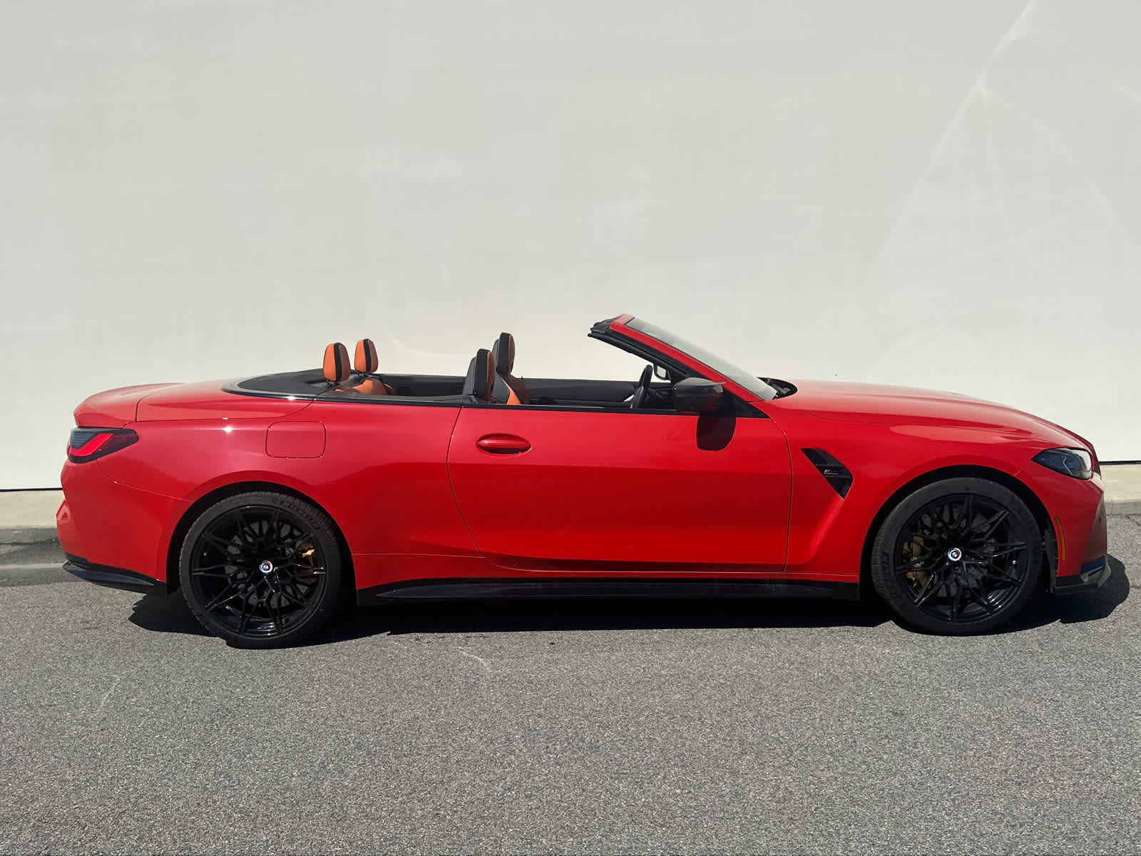 2023 Bmw M4 Competition xDrive Convertible photo 3