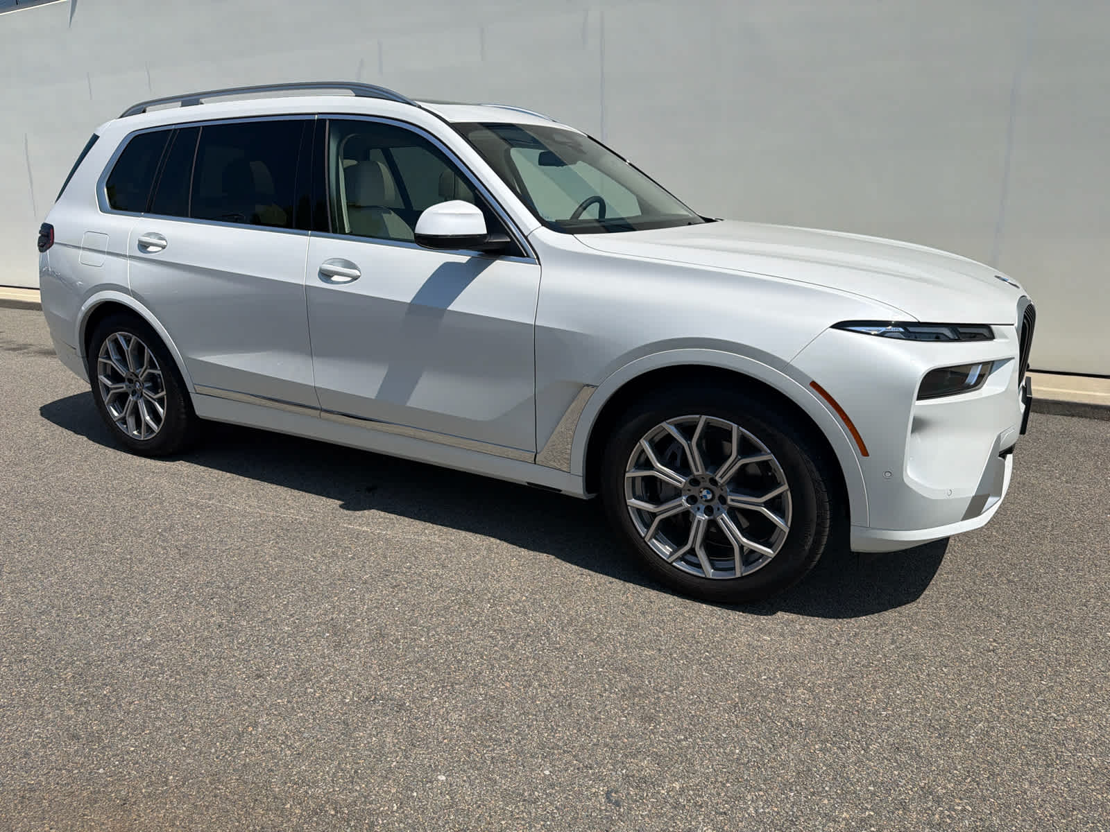 2026 BMW X7 40i - Photo 22