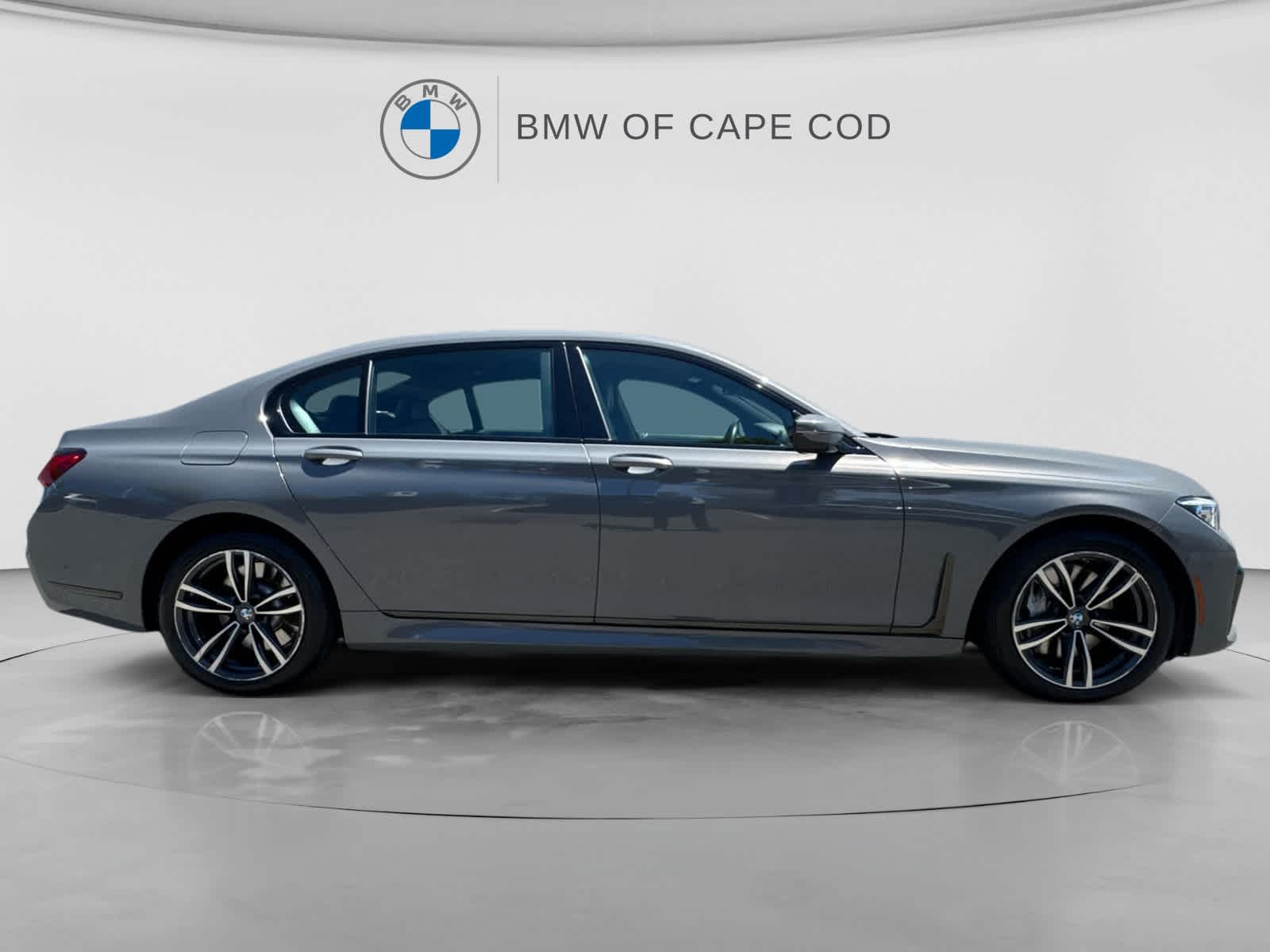 2022 BMW 7 Series 750i - Photo 6