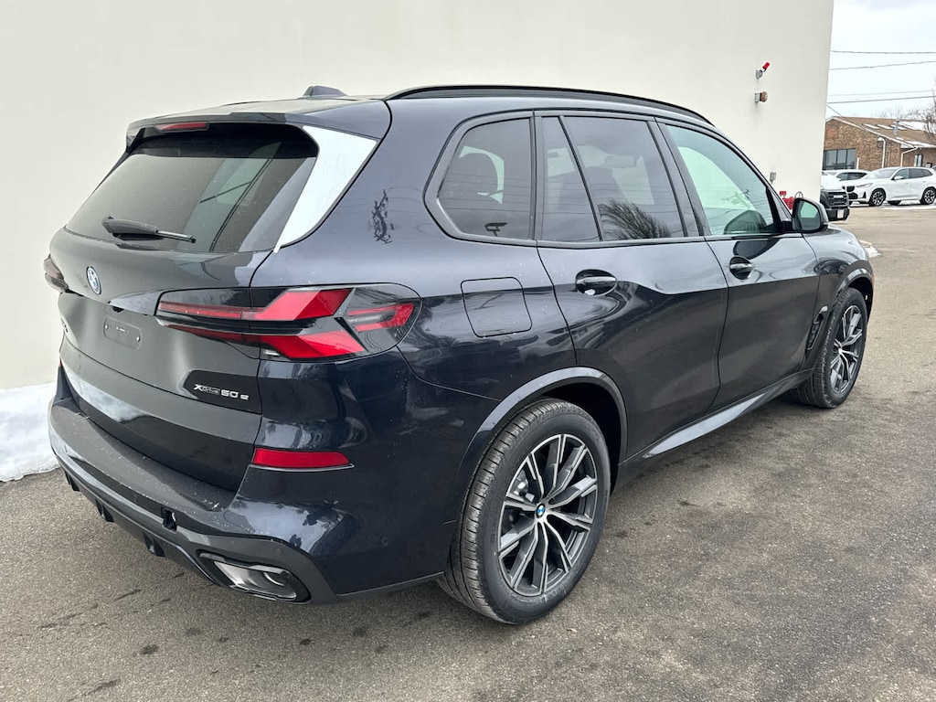 New 2026 BMW X5 xDrive50e SUV