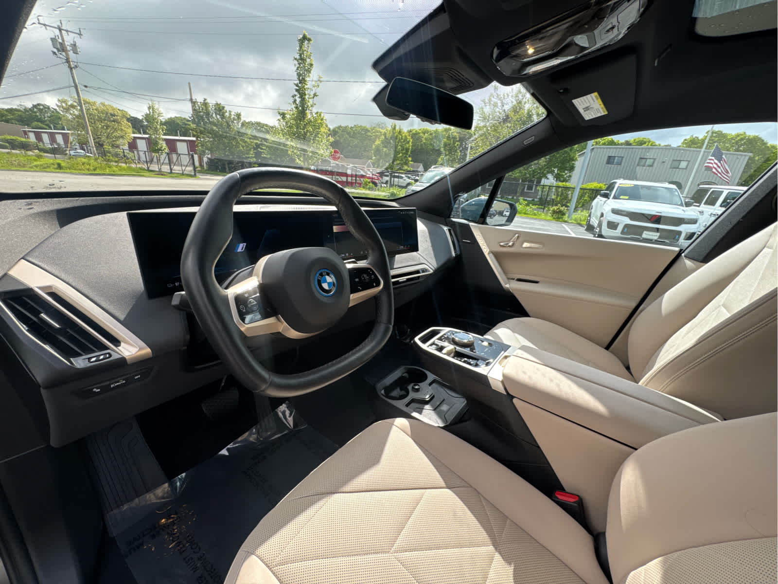 2024 BMW iX Base - Photo 13