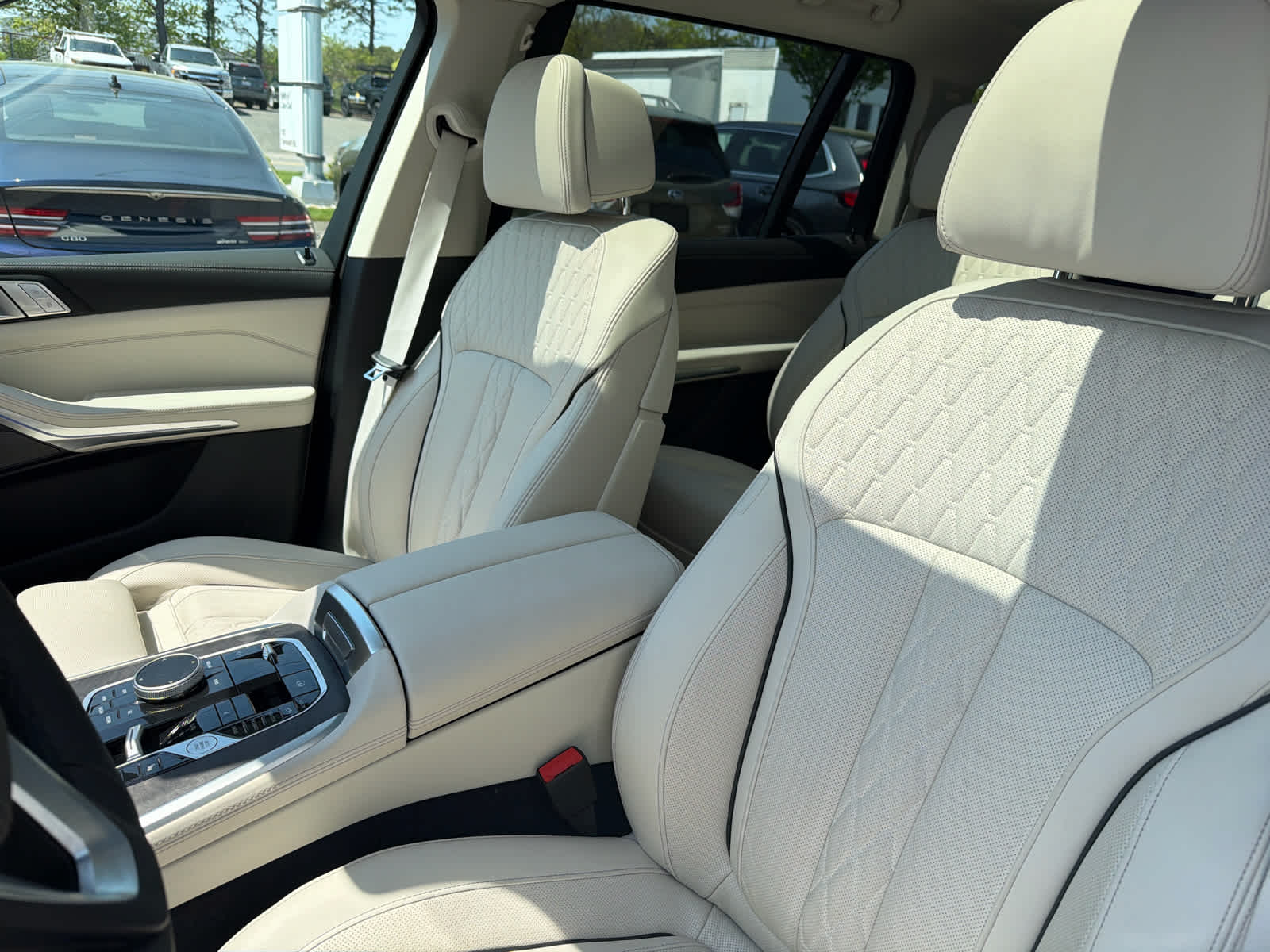 2026 BMW X7 40i - Photo 15