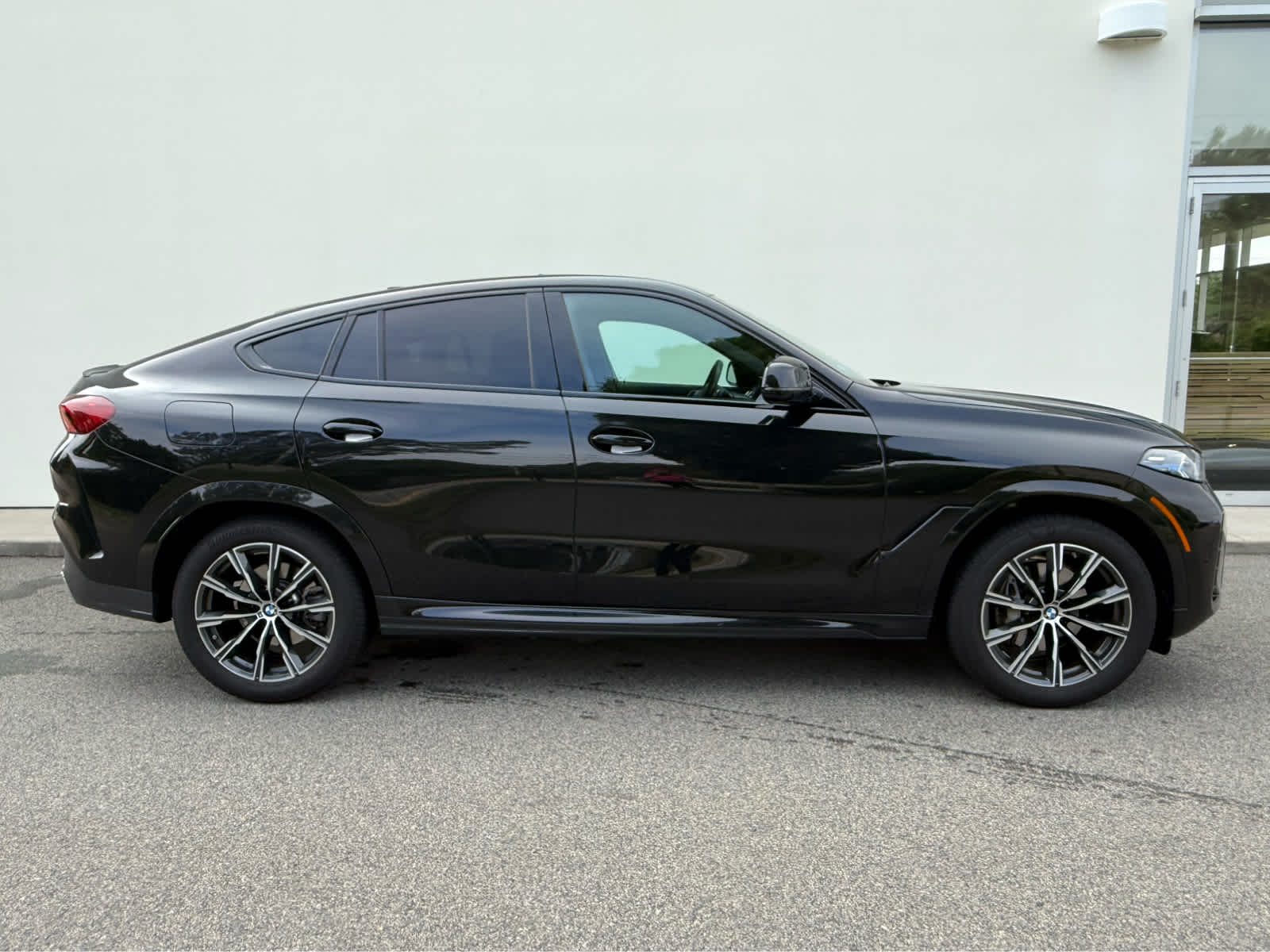 2025 Bmw X6 xDrive40i photo 3