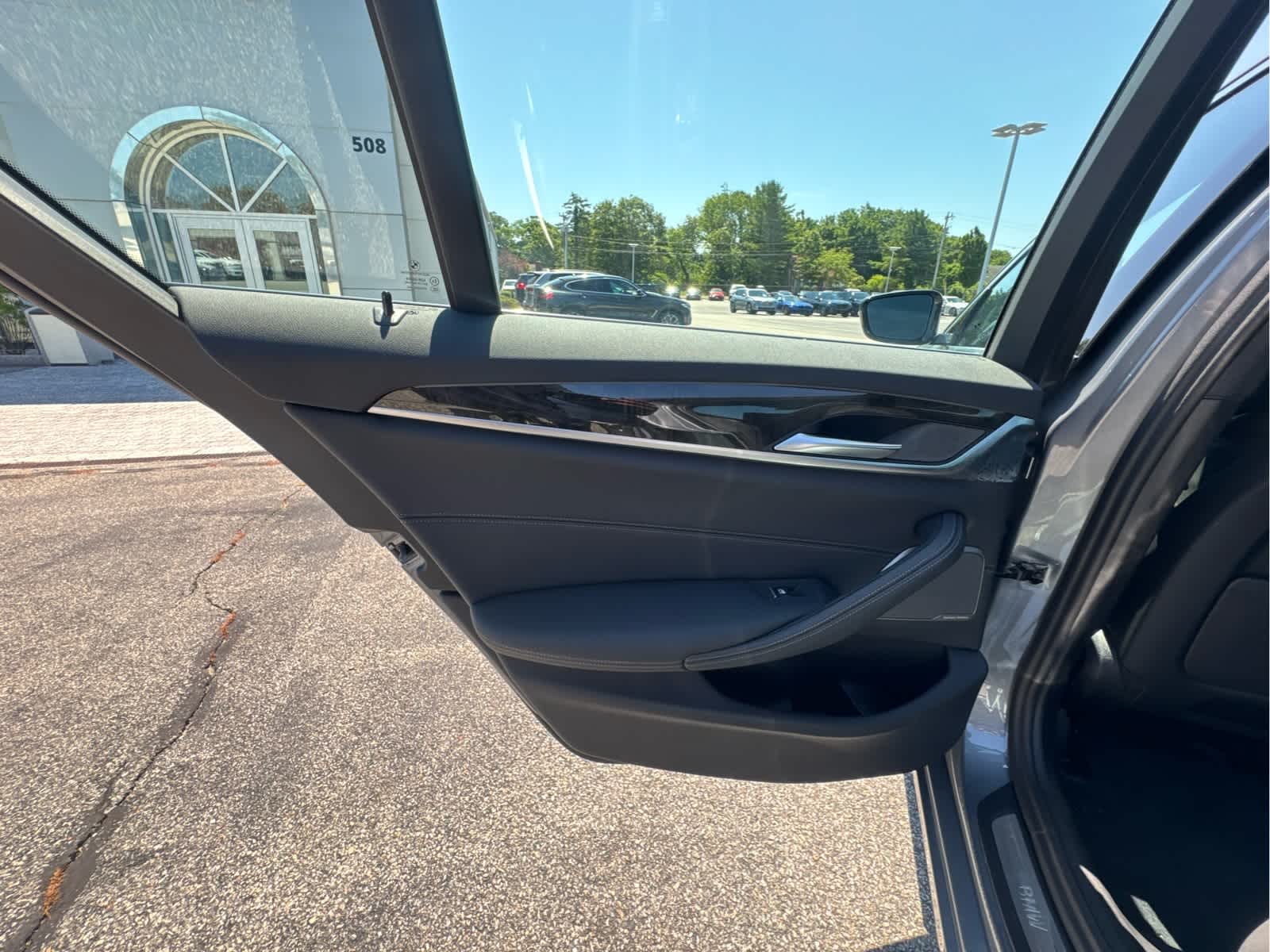 2023 BMW 5 Series 530i - Photo 17