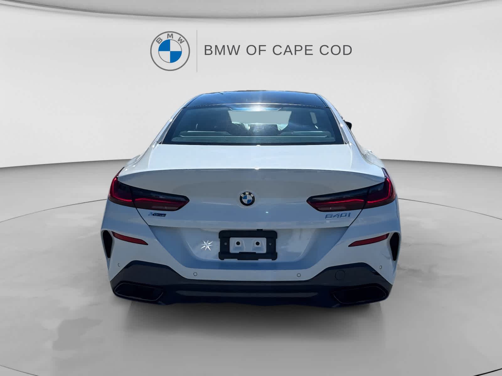 2026 BMW 8 Series 840i - Photo 6