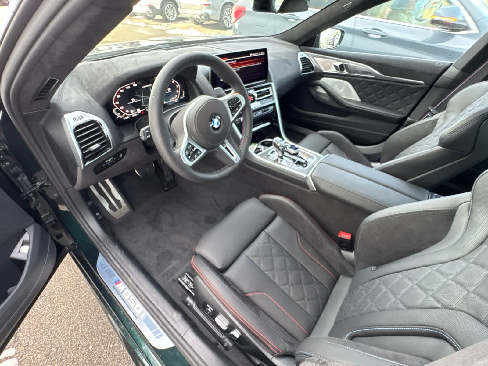 2026 BMW 8 Series M850i - Photo 11