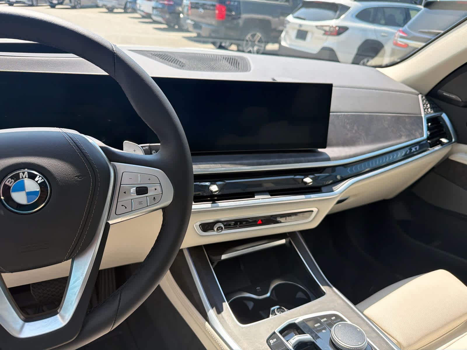 2026 BMW X7 40i - Photo 19