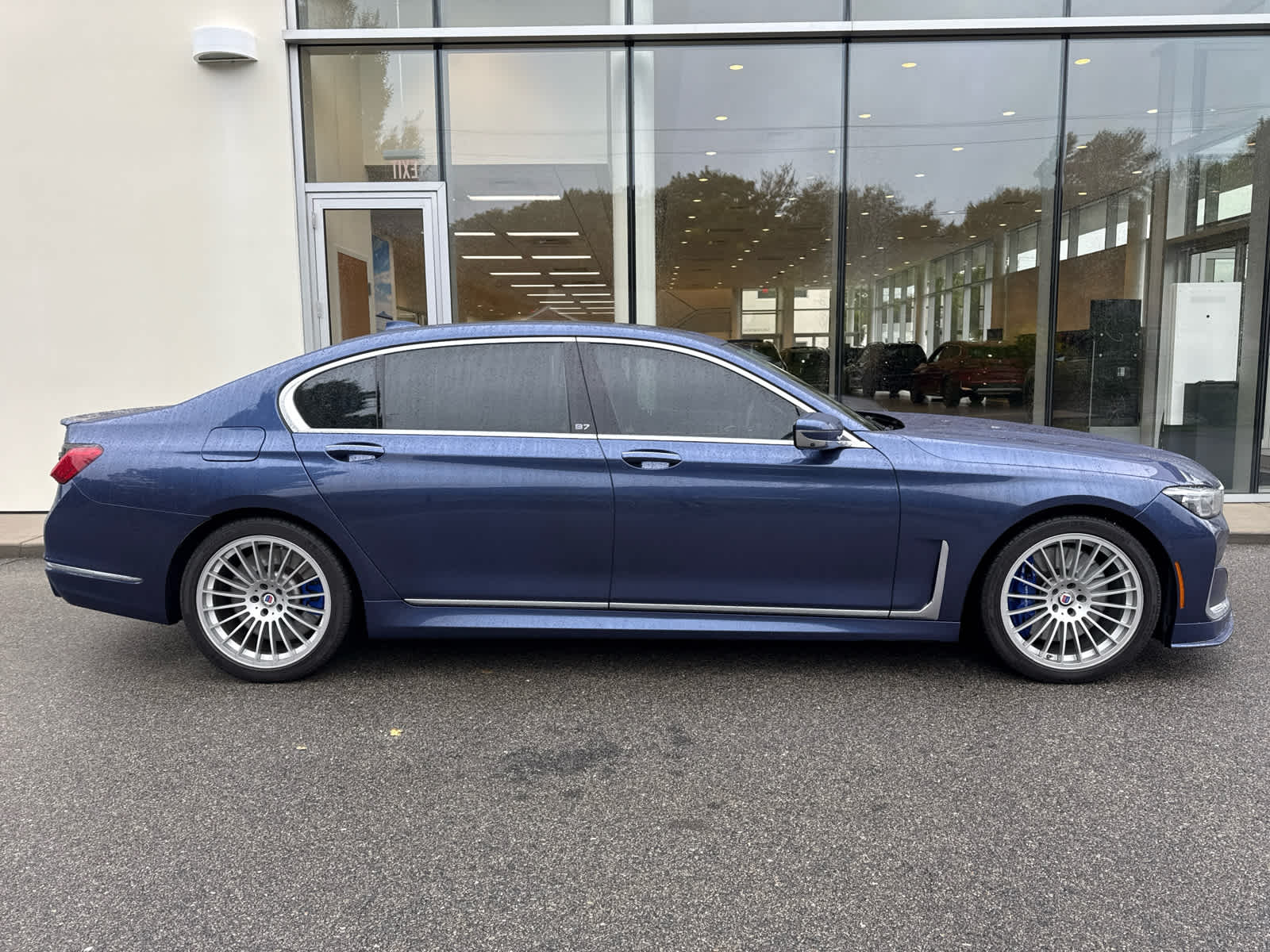 2022 Bmw B7 xDrive Sedan photo 3