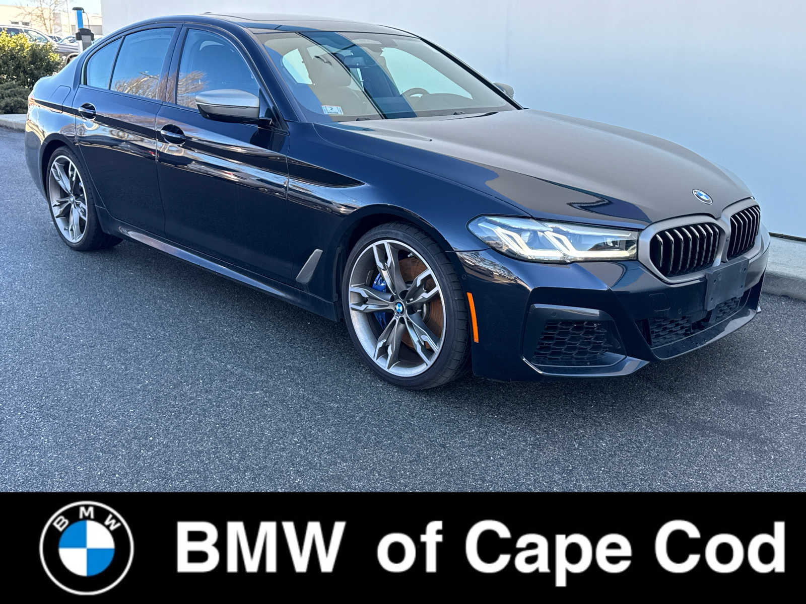 2022 BMW 5 Series M550i