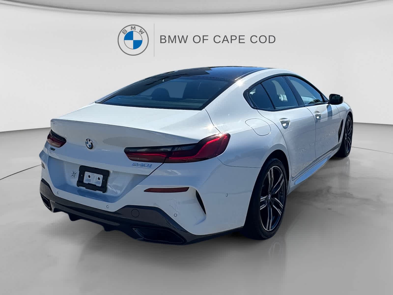 2026 BMW 8 Series 840i - Photo 7