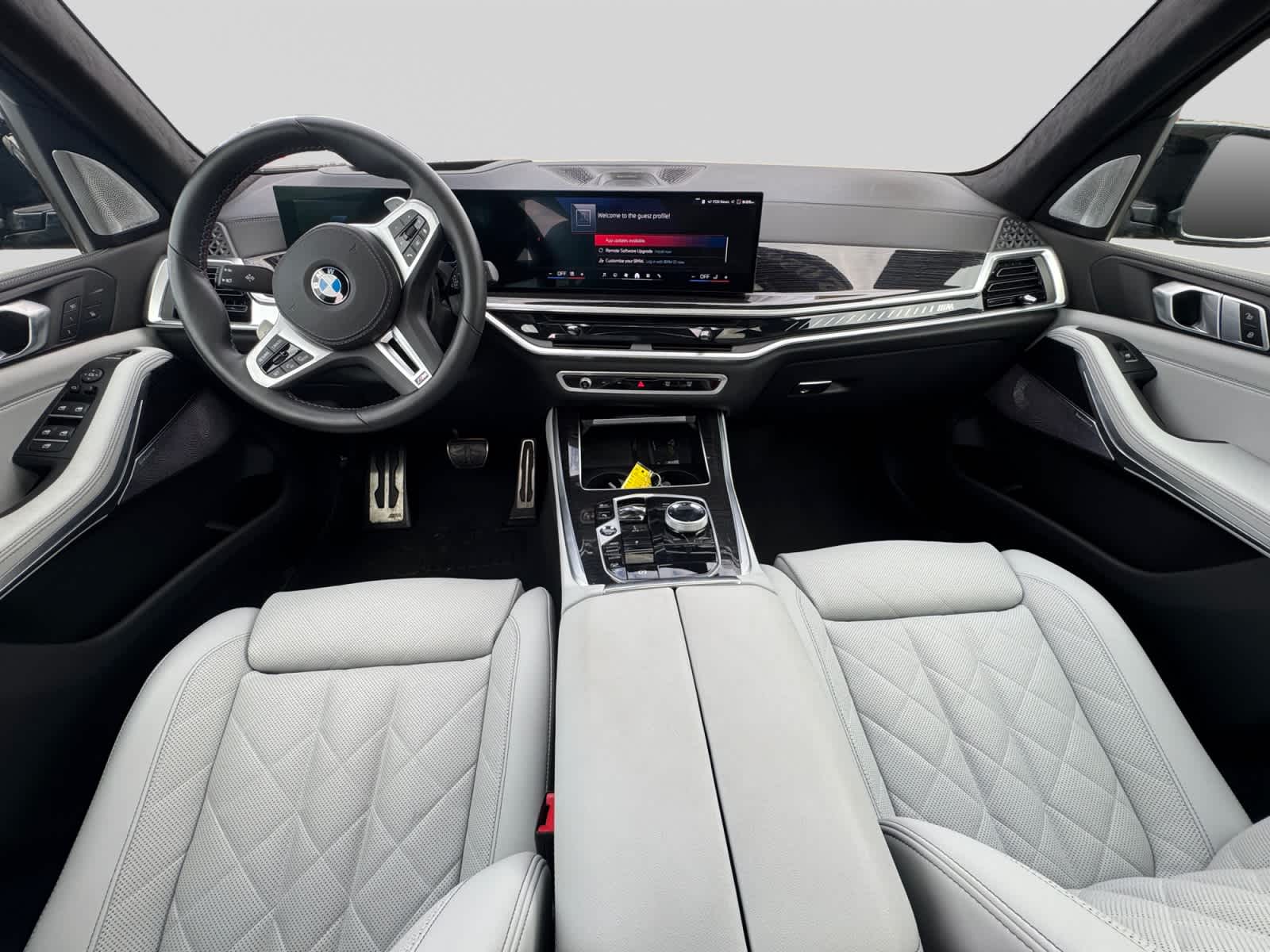 2026 BMW X5 M60i - Photo 14