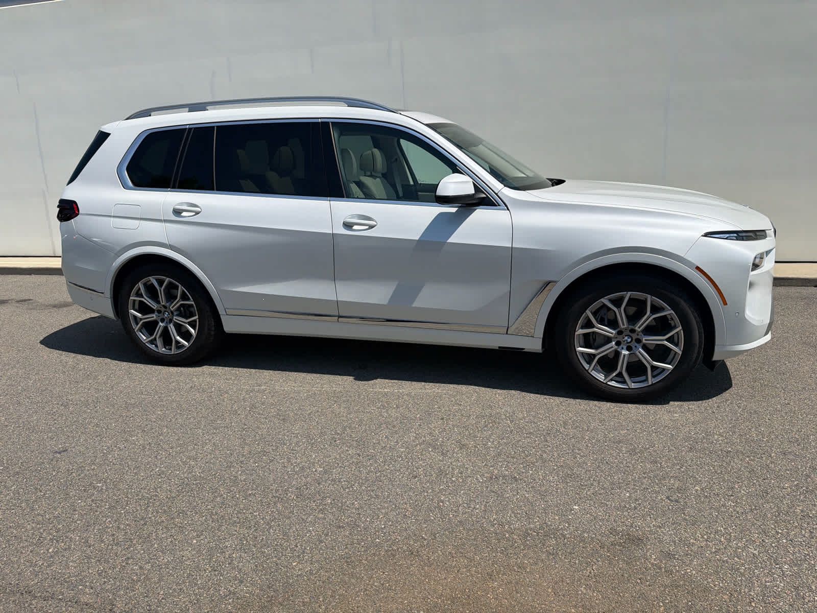 2026 BMW X7 40i - Photo 21