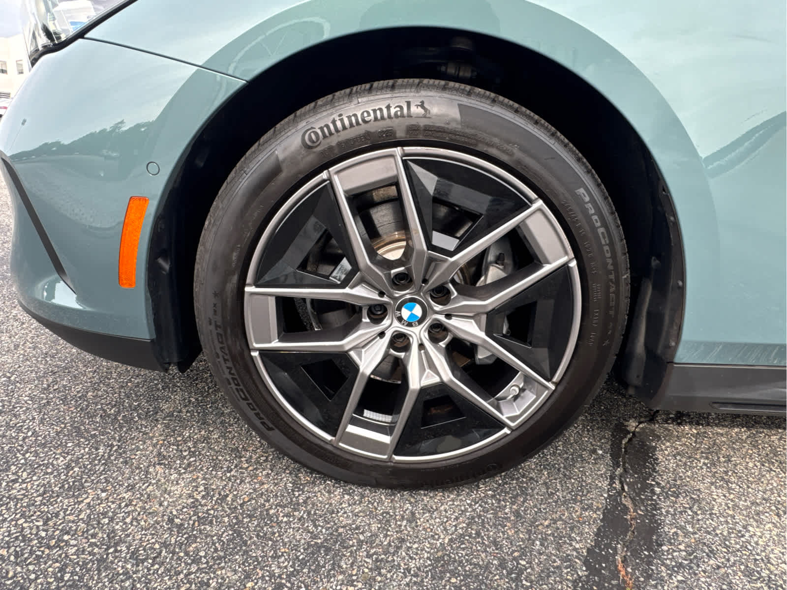 2026 BMW 5 Series 530i - Photo 10