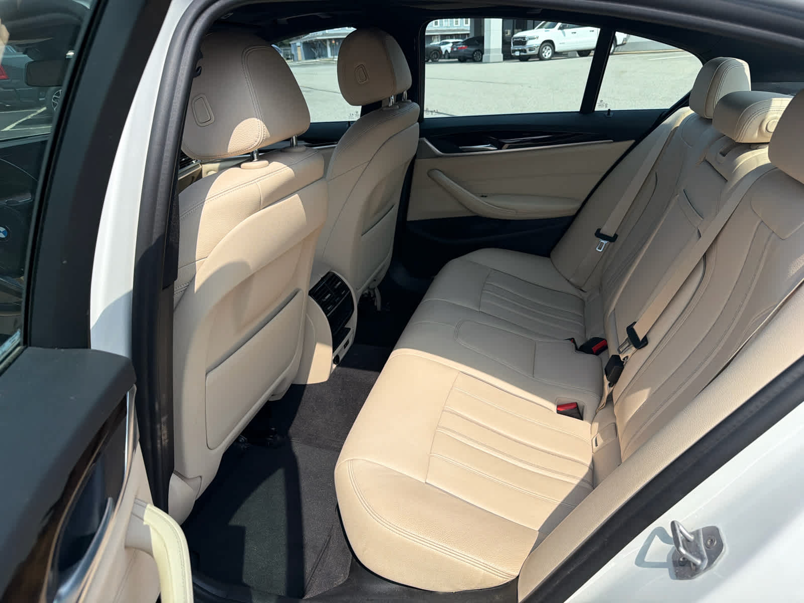 2020 BMW 5 Series 540i - Photo 10