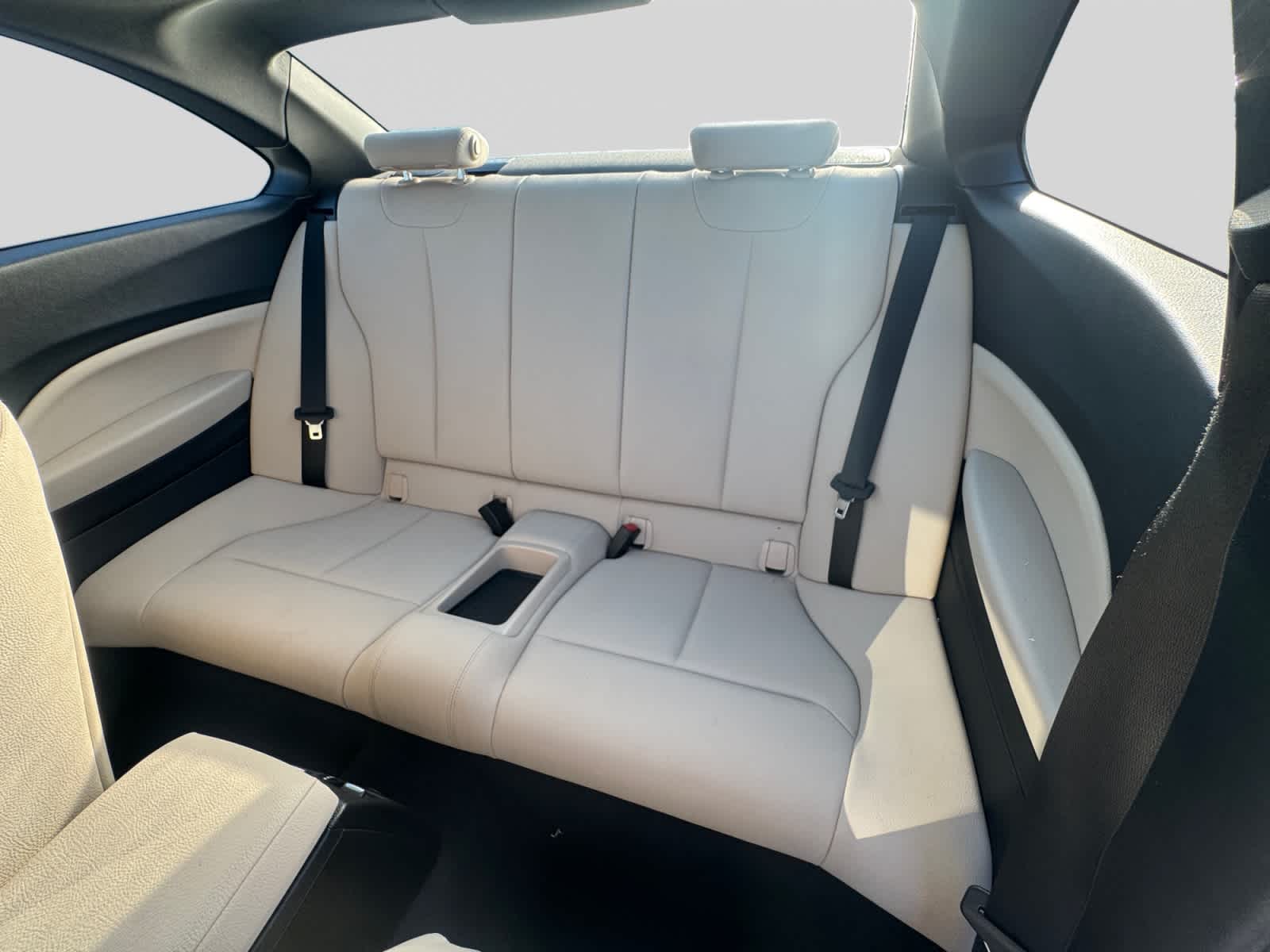2019 BMW 2 Series M240i - Photo 18
