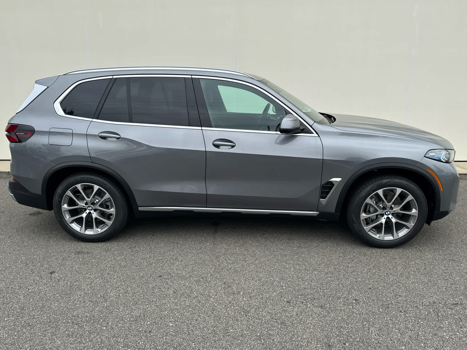 2026 Bmw X5 xDrive40i photo 3