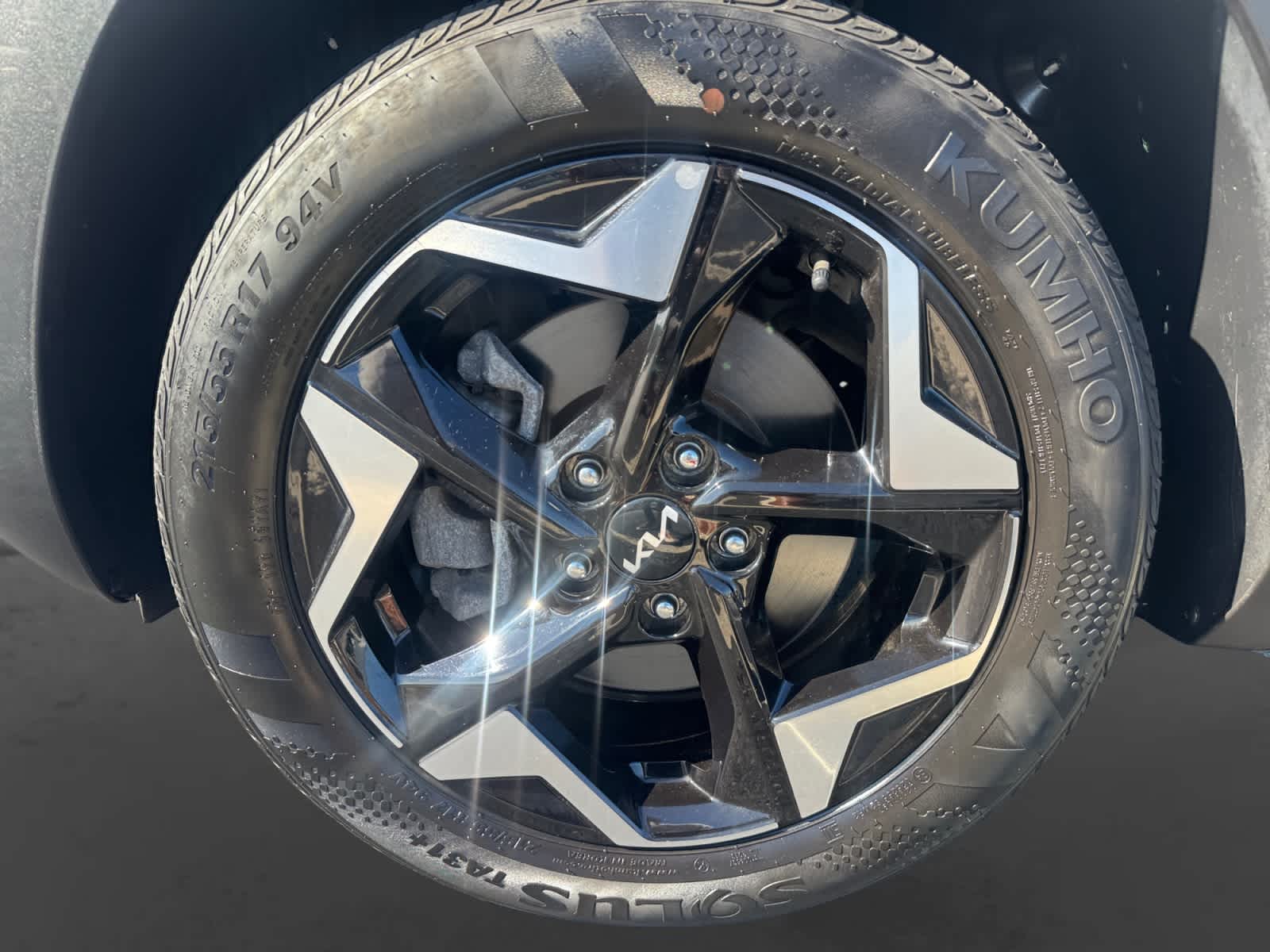 2024 Kia Seltos EX - Photo 9