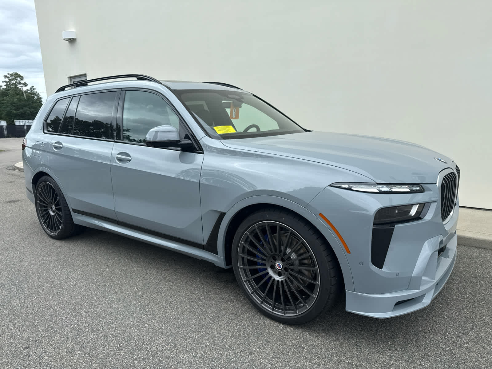 2026 Bmw X7 ALPINA XB7 photo 2