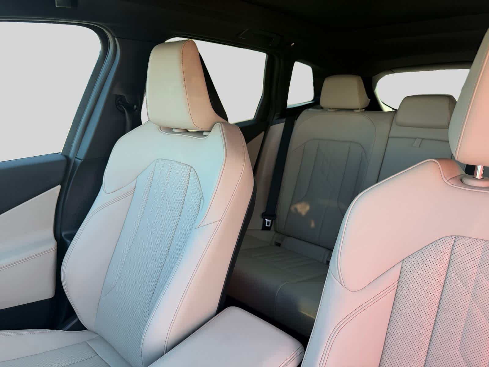2026 BMW X3 M50 - Photo 15
