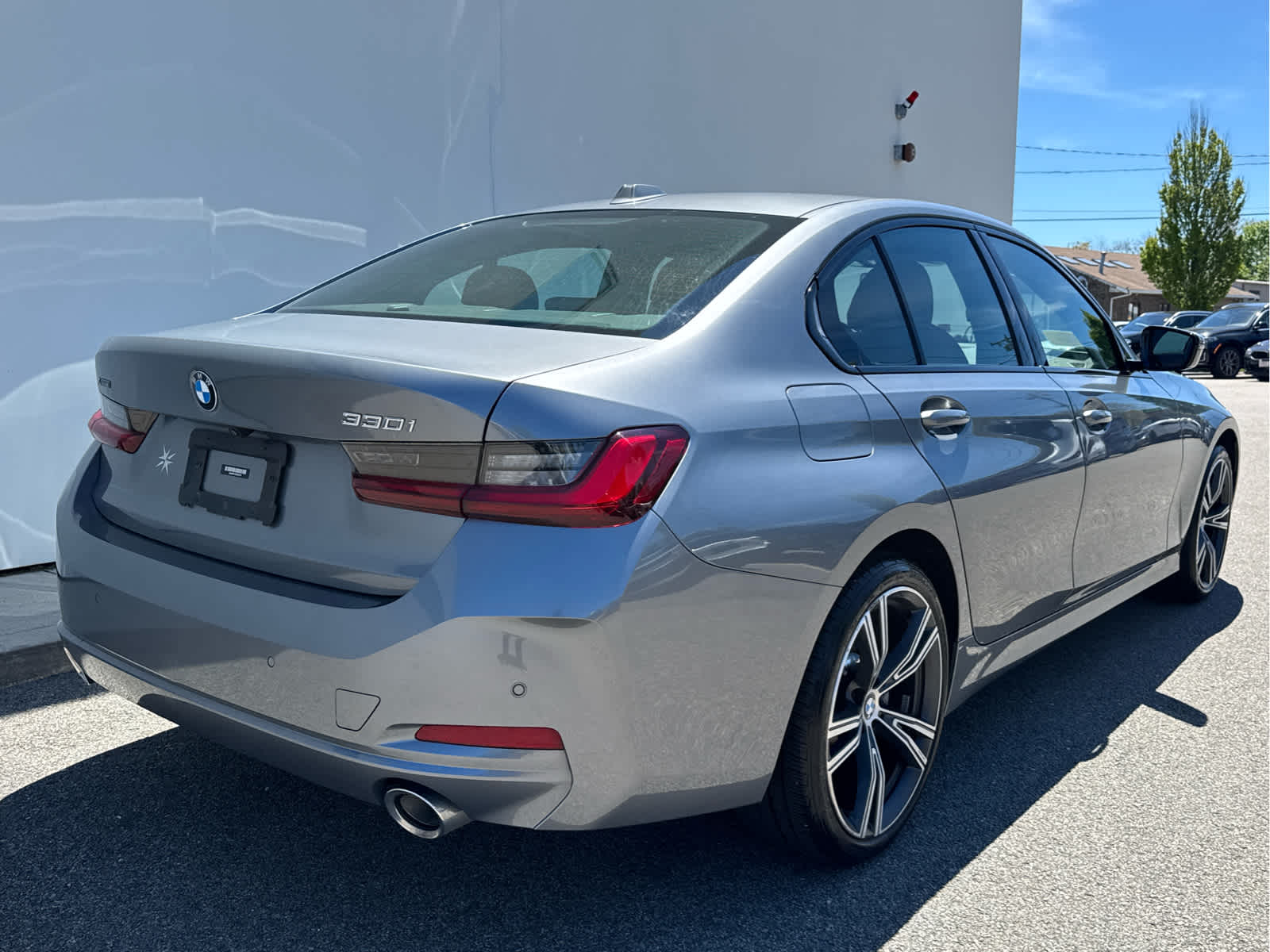 2023 BMW 3 Series 330i - Photo 7